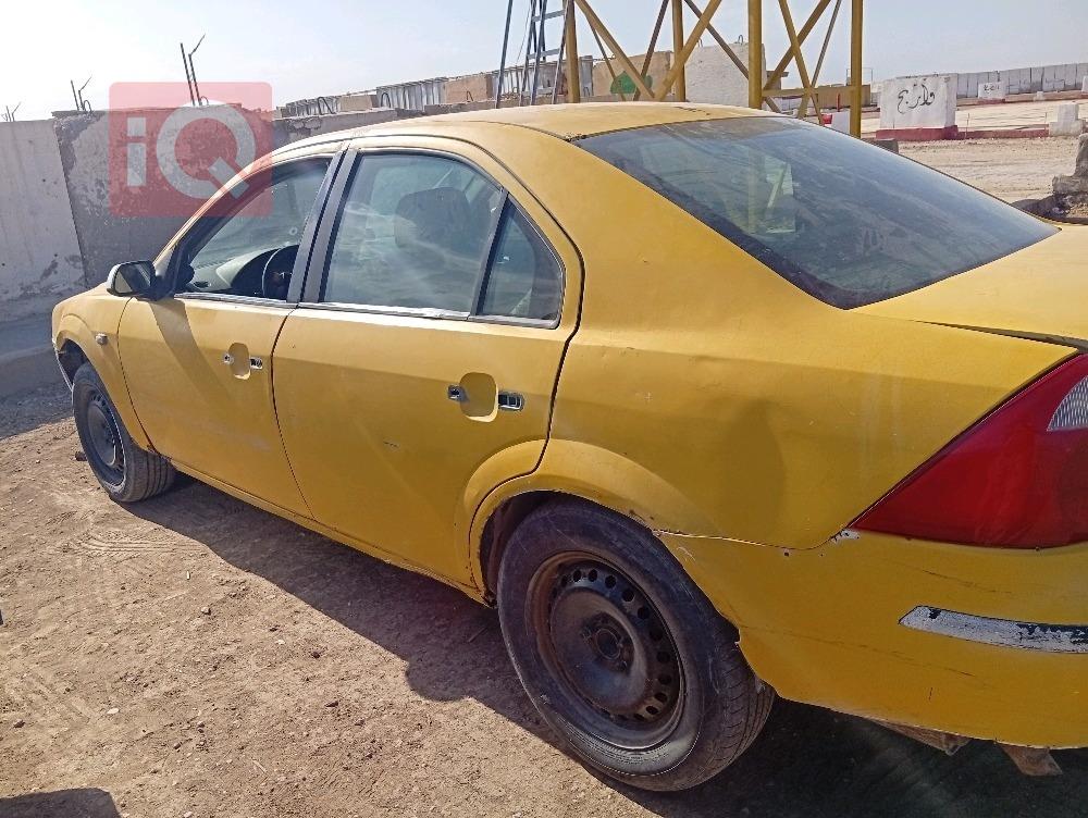 فورد مونديو